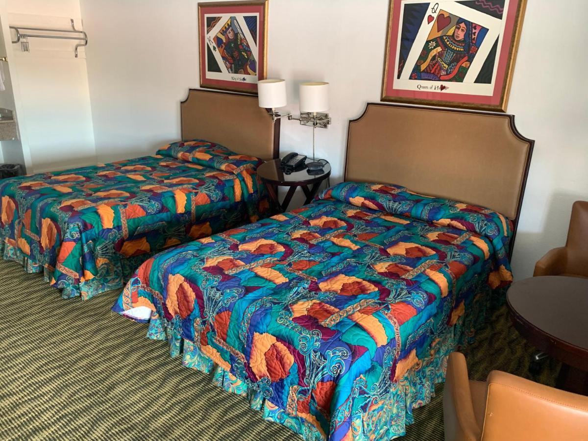 Deluxe Inn Остин Екстериор снимка